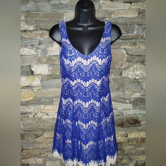 B Darlin lace overlay dress size 5/6 - Picture 9 of 9